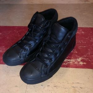 All-black leather Converse M 6 W 8